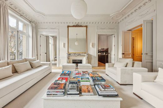 Apartament w Champs-Elysées, Madeleine, Triangle d’or, Paris