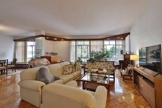 Apartment / Etagenwohnung in Rio de Janeiro