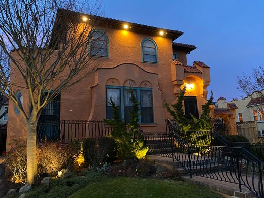Apartment in Long Beach, Nassau County
