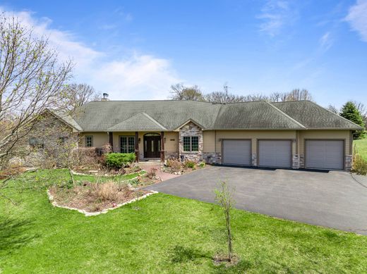 Detached House in Burlington, Racine County
