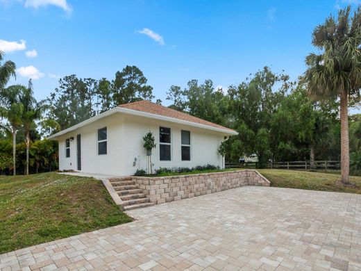 Luxury home in Jupiter, Palm Beach
