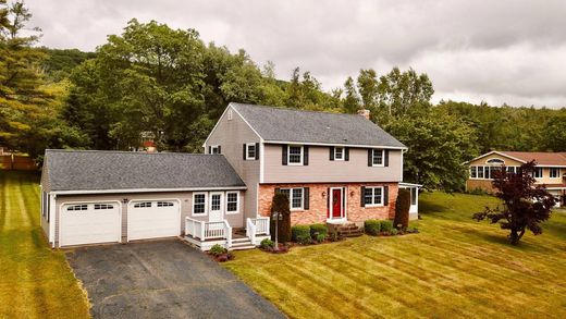 Частный Дом, Lee, Berkshire County