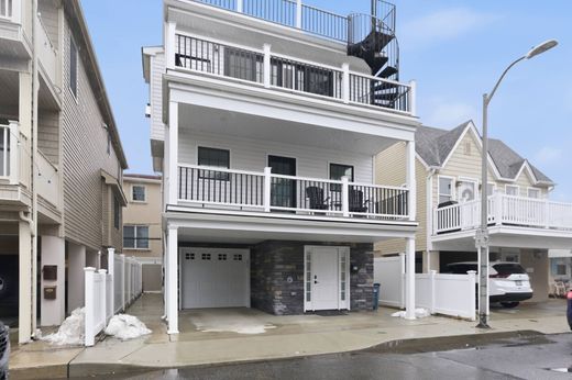 Detached House in Long Beach, Nassau County