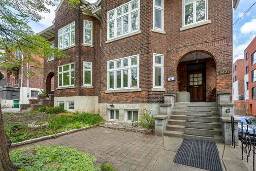 Detached House in Montreal, City of Montréal