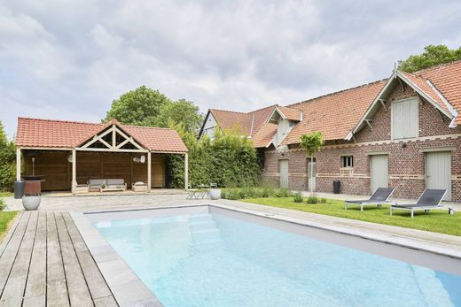 Villa Plurifamiliare a Beaucamps-Ligny, North
