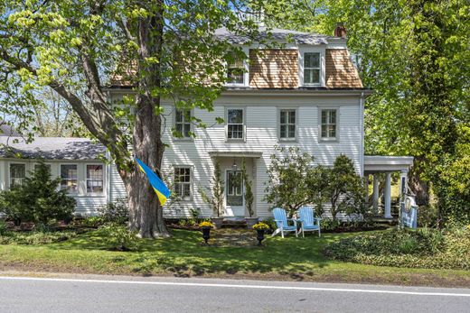 Detached House for sale in Brewster