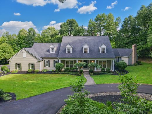 Chagrin Falls, Cuyahoga Countyの一戸建て住宅