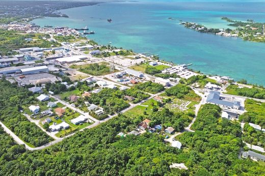 Grond in Marsh Harbour, Central Abaco District