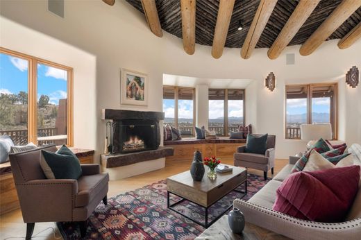 Detached House in Galisteo, Santa Fe County