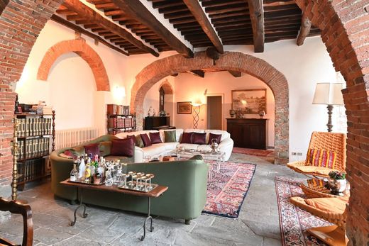 Частный Дом, Капаннори, Provincia di Lucca