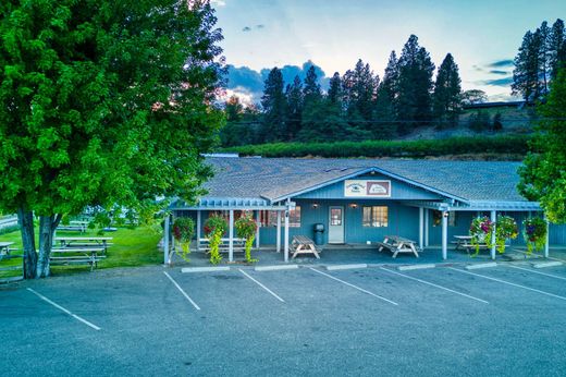 Gutshaus oder Landhaus in Summerland, Regional District of Okanagan-Similkameen