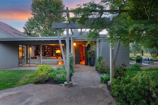 Detached House in Healdsburg, Sonoma County