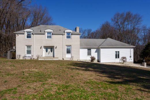 Detached House in Monroe Township, Middlesex County