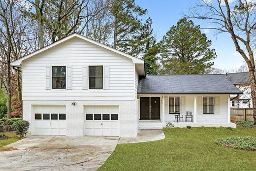 Vrijstaand huis in Roswell, Fulton County