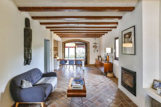 Einfamilienhaus in Sant Pere de Ribes, Provinz Barcelona