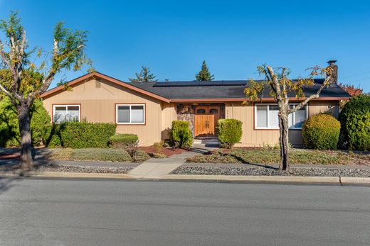 Vrijstaand huis in Santa Rosa, Sonoma County