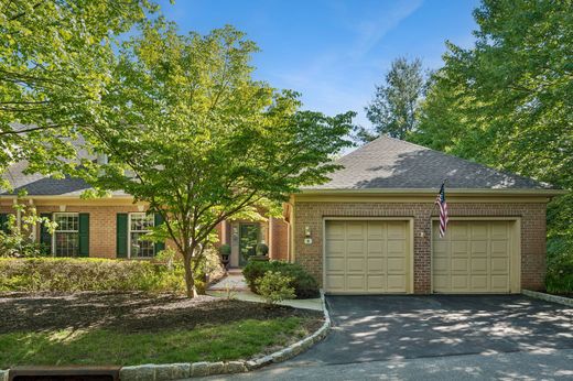 Townhouse in Morristown, Morris County