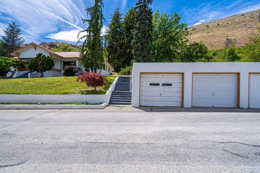 Detached House in Chelan, Chelan County