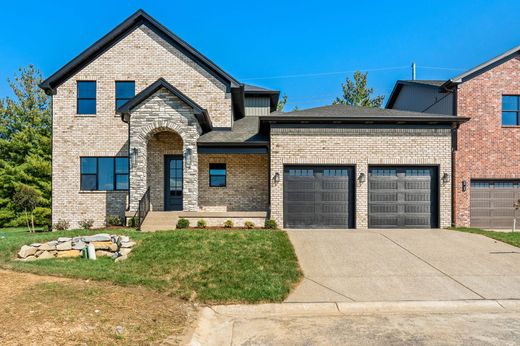 Detached House in Louisville, Jefferson County