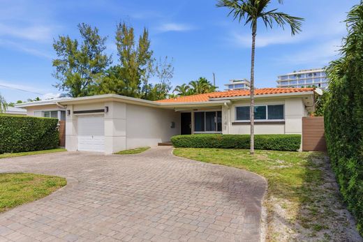 Luxury home in Surfside, Miami-Dade