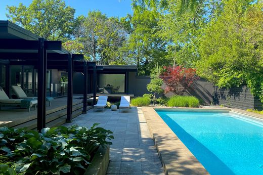 Detached House in St. Catharines, Regional Municipality of Niagara