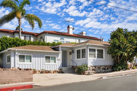 Detached House in Manhattan Beach, Los Angeles County