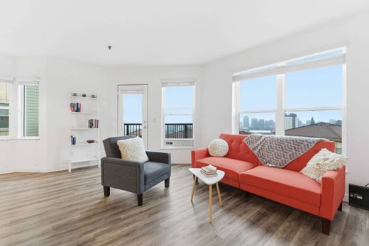 Apartment in Portland, Multnomah County