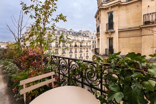 Appartement à Saint-Germain, Odéon, Monnaie, Paris