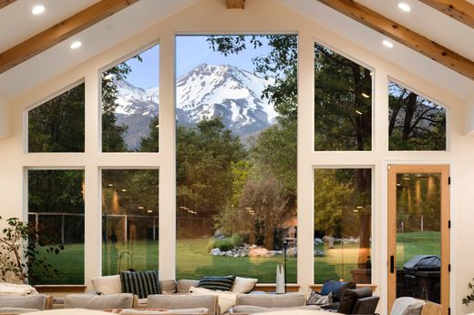Maison individuelle à Mount Shasta, Comté de Siskiyou