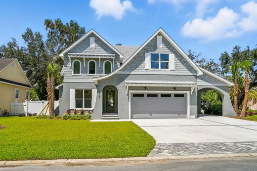 ‏בית חד-משפחתי ב  Saint Simons Island, Glynn County