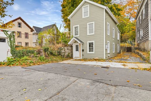 Vrijstaand huis in New London, New London County