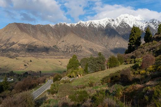 Land in Queenstown, Queenstown-Lakes District