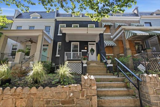 Luxury home in Washington, Washington County