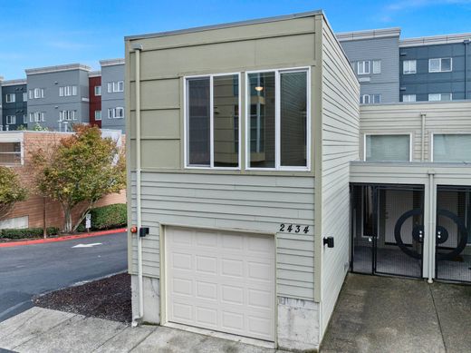 Townhouse in Tacoma, Pierce County