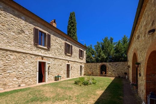 Dom jednorodzinny w Asciano, Provincia di Siena