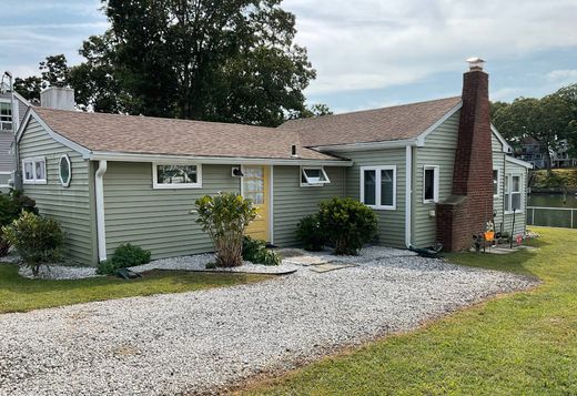 Dom jednorodzinny w East Lyme, New London County