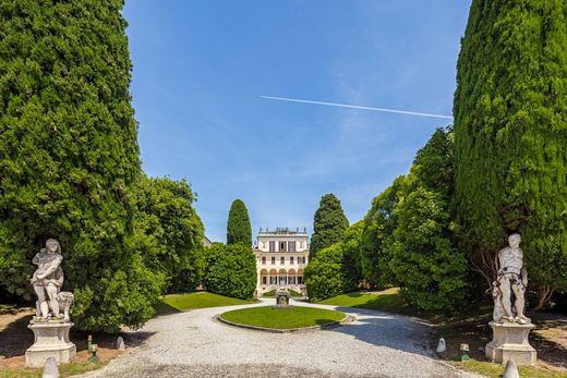 ﺷﻘﺔ ﻓﻲ Verderio Inferiore, Provincia di Lecco