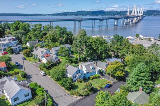 Tarrytown, Westchester Countyの一戸建て住宅