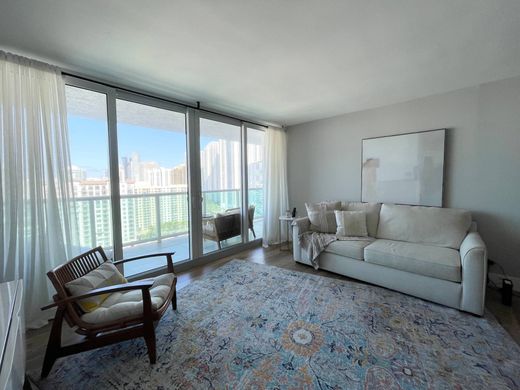 ﺷﻘﺔ ﻓﻲ Sunny Isles Beach, Miami-Dade County