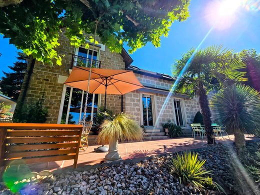 Casa en Brive-la-Gaillarde, Correza