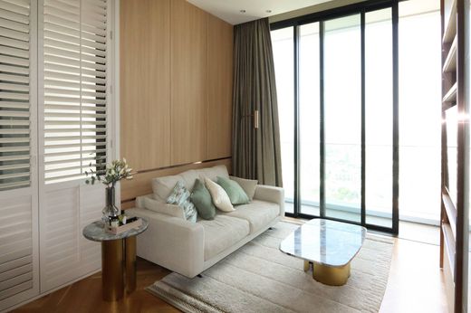 Apartment in Khlong Toei, Bangkok