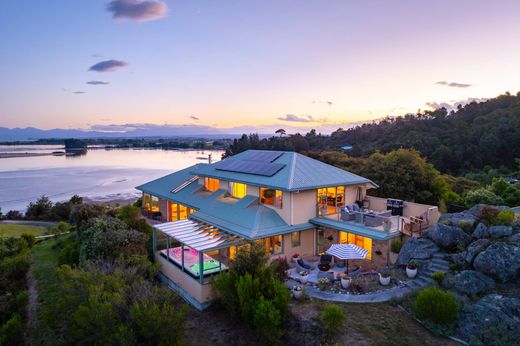 Casa de lujo en Kaiteriteri, Nelson
