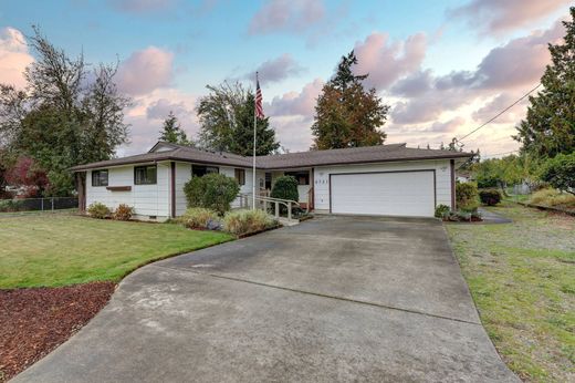 Vrijstaand huis in Puyallup, Pierce County