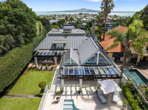 Luxury home in Auckland