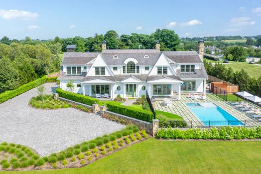 Luxury home in Portsmouth, Newport County