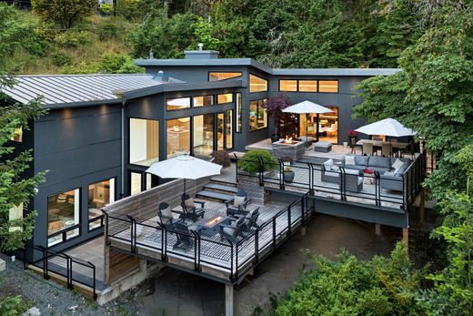 Detached House in North Cowichan, Cowichan Valley Regional District