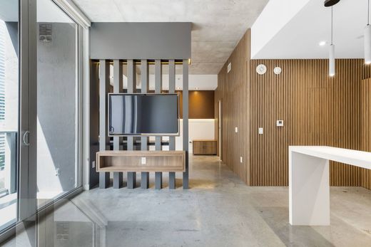 Apartment in Miami, Miami-Dade