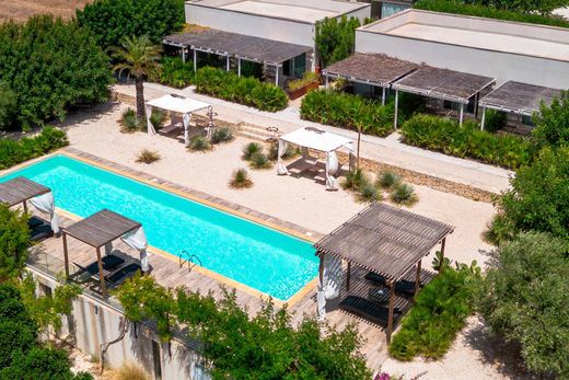 ‏בית חד-משפחתי ב  Noto, Provincia di Siracusa