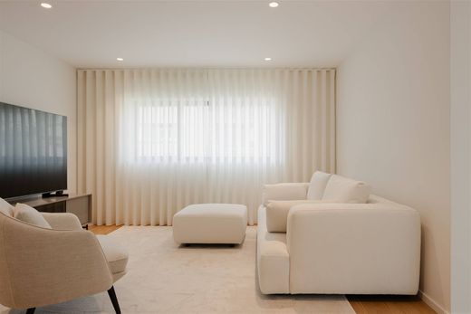 Apartment / Etagenwohnung in Lissabon, Lisbon