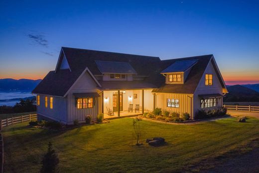 Detached House in Banner Elk, Avery County
